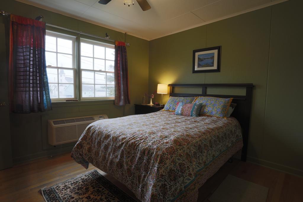 Meems Elliston B&B Экстерьер фото